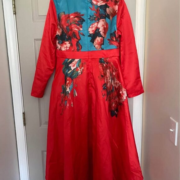 NWT beautiful red pattern high low dress size Large - Picture 3 of 5